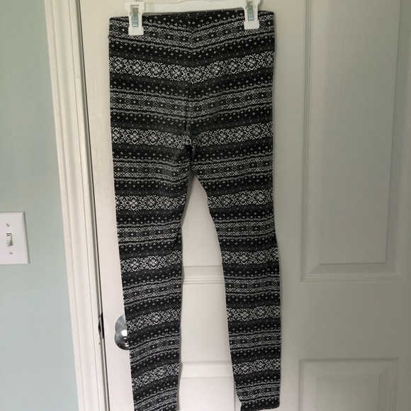 Grey striped/patterned leggings from Abercrombie - Picture 1 of 2